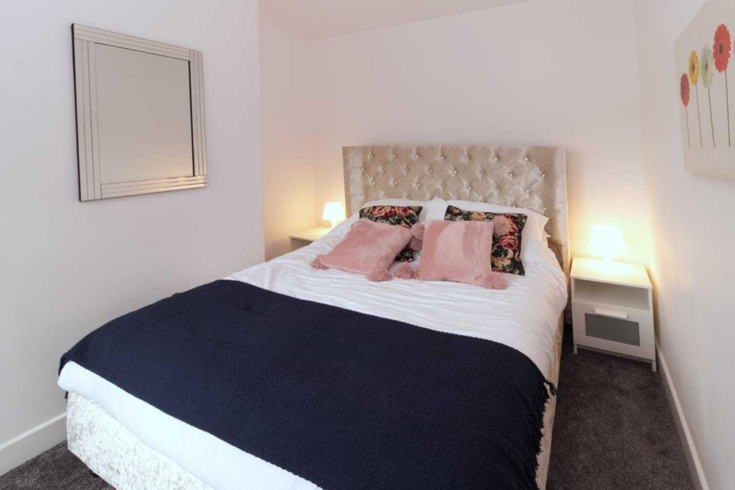 Rydal House 2 Bedroom House With Upstairs Bathroom Newton-le-Willows Chambre photo